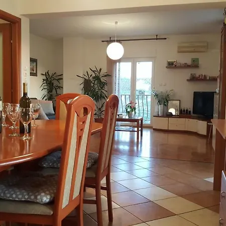 Apartment Antonija I Mateo, In The Center Of