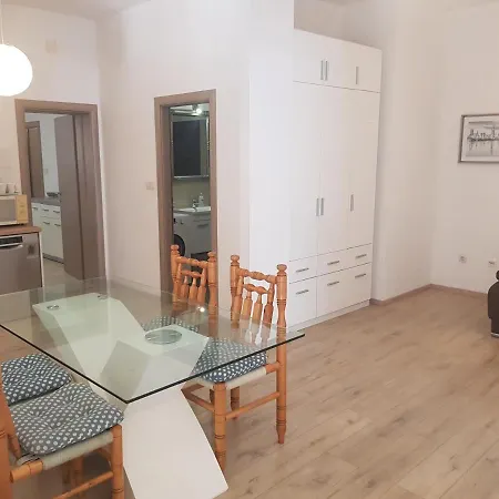 Antonija I Mateo, In The Center Of Appartement Split