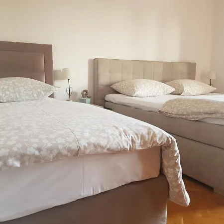 Antonija I Mateo, In The Center Of *