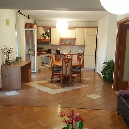 Antonija I Mateo, In The Center Of Appartement Split
