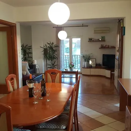 Antonija I Mateo, In The Center Of Appartement Split