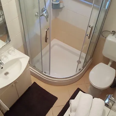 Antonija I Mateo, In The Center Of * Split