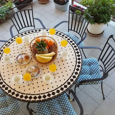 Antonija I Mateo, In The Center Of *