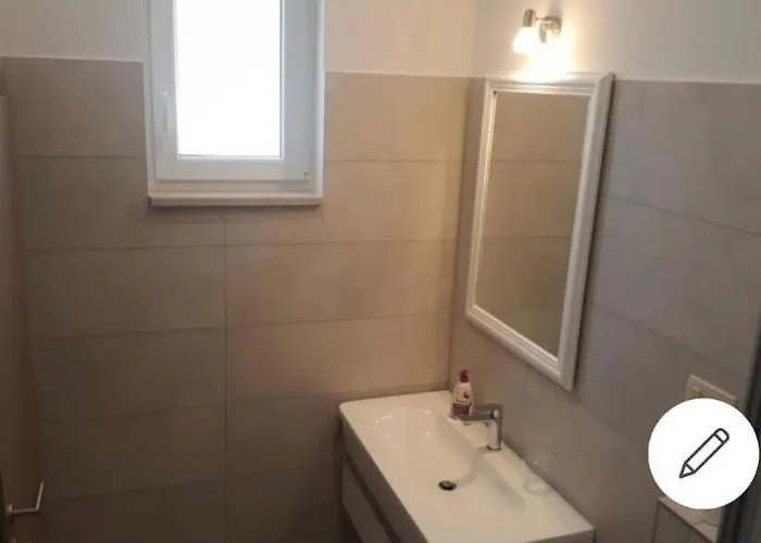 Antonija I Mateo, In The Center Of * Split