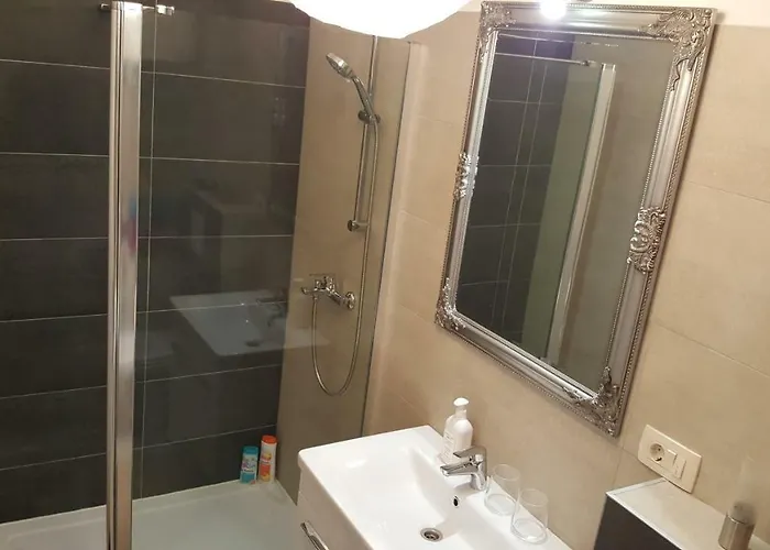 Antonija I Mateo, In The Center Of Apartamento Split