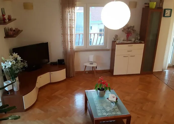 Antonija I Mateo, In The Center Of * Split